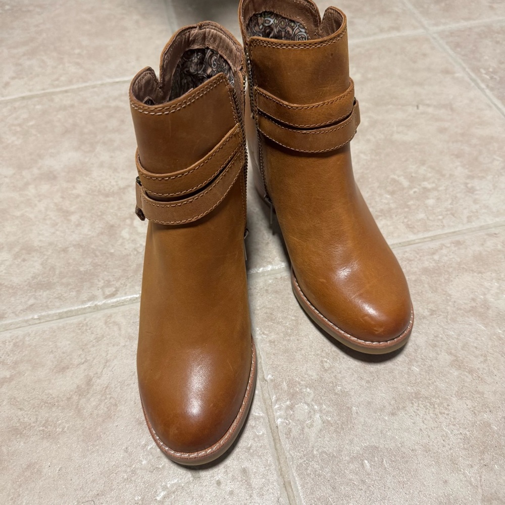 Sperry Top Sider Cognac Chelton Leather Ankle Boots